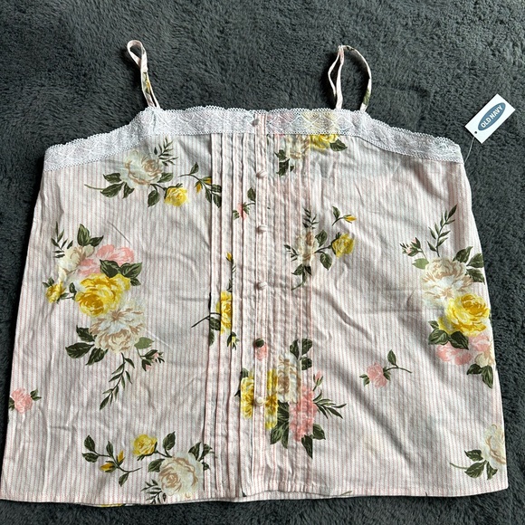 Old navy floral cami, size M - Picture 1 of 6
